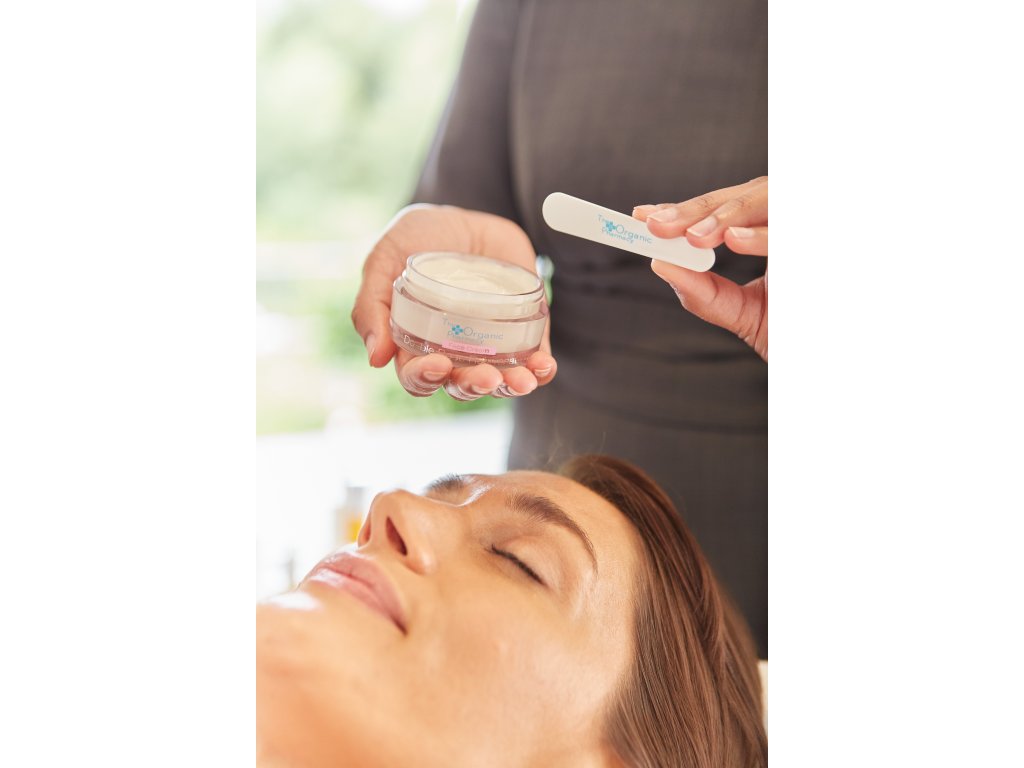 Obr&aacute;zok THE ORGANIC PHARMACY Double Rose Rejuvenating pleťov&yacute; kr&eacute;m 50 ml